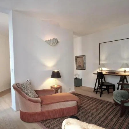 My Peaceful Haven In Center Bastille Apartment Paris